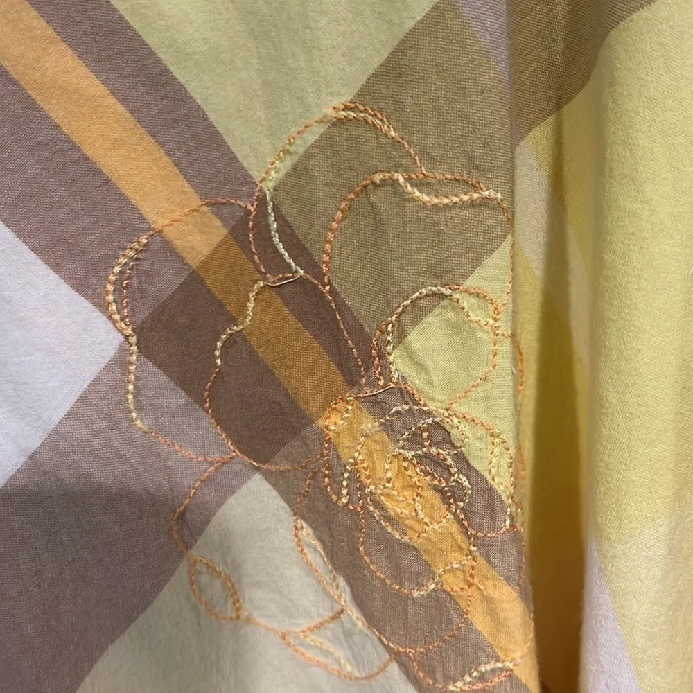 𝅺CJ BANKS button down blouse with embroidery SUZE 3X - Picture 3 of 10